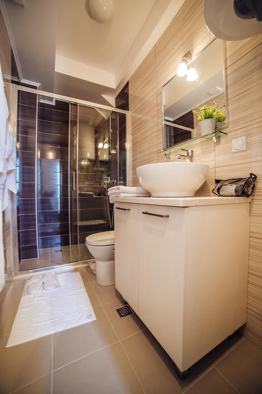Apartments Harmonia Тиват Екстериор снимка