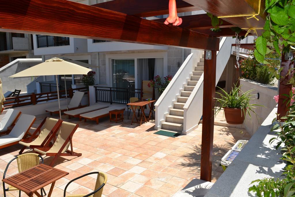 Apartments Harmonia Тиват Екстериор снимка